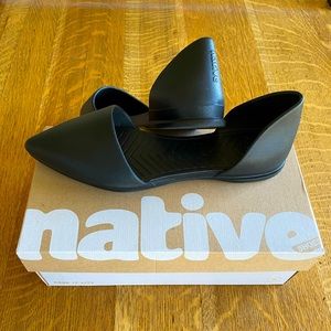 Native Audrey Shoes fits like 10
